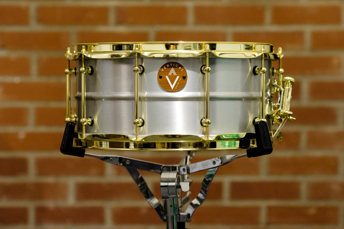 Vertical Drum Co. Pre-Chorus 14" x 6.5" Aluminium Snare Drum Brass with Inde Throw